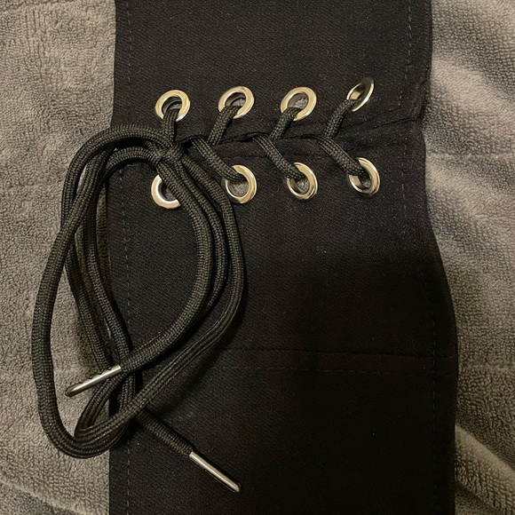 Vintage Y2K Corset Solid Black Belts - Picture 5 of 7
